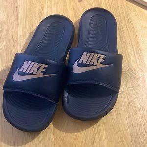 Nike slides